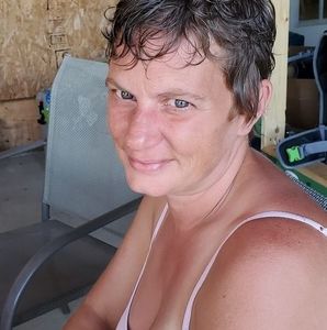 Meet your Posher, Becky